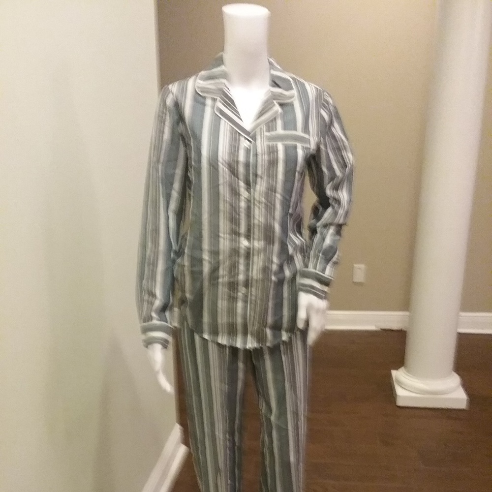 pajama set